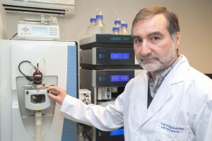 El profesor José Ricardo Pérez quien lideró el proyecto desde el departamento de Ingeniería Química y Bioprocesos UC.